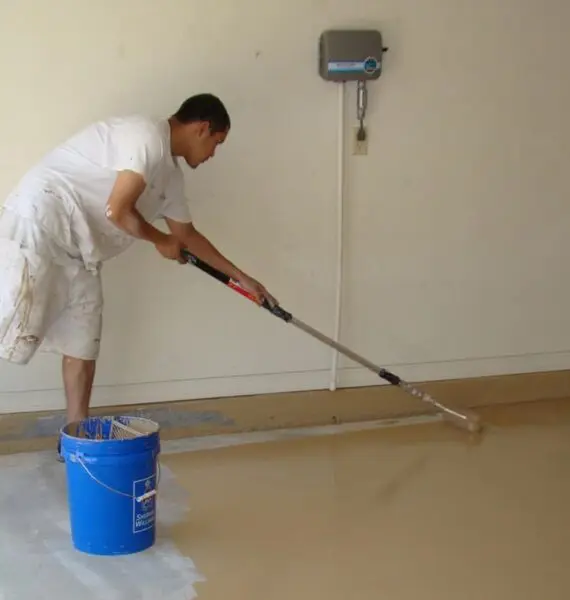 Pintura Em Piso Com Tinta Emborrachada